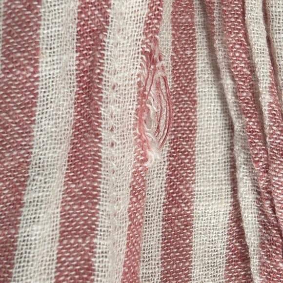 Rails Women’s Sidney Florence White And Pink Stripe Button Down Top, size Medium - Picture 9 of 9